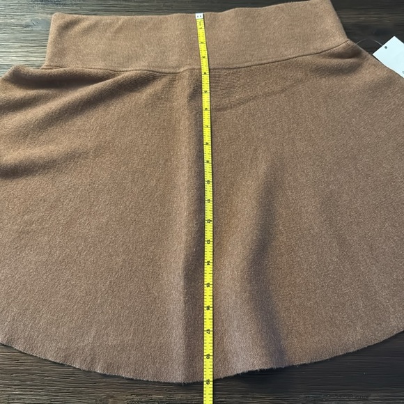 A New Day Brown Mini Sweater Skirt Medium NWT - Picture 8 of 8